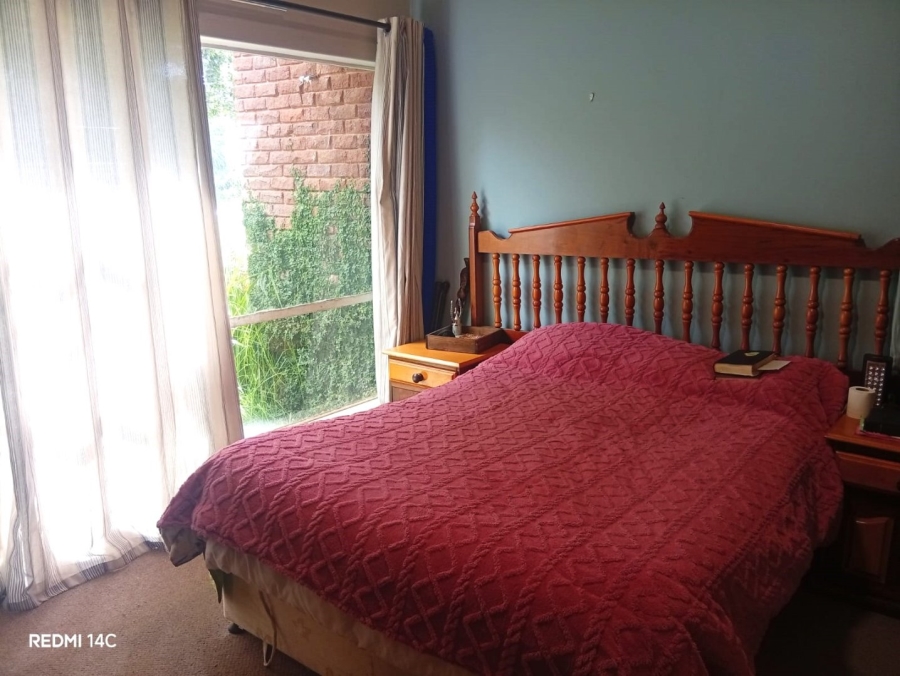 5 Bedroom Property for Sale in Universitas Ridge Free State